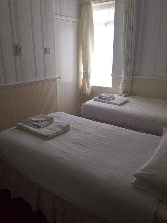 Torbay Sands Hotel Paignton Esterno foto